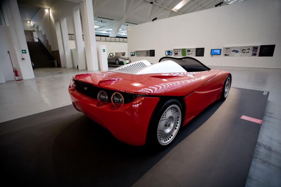  Fioravanti F100 Concept 1998 года  (фото 8 из 14)